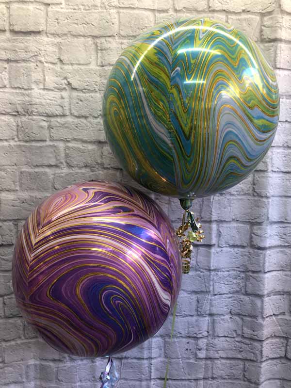 swirl patterned balloons